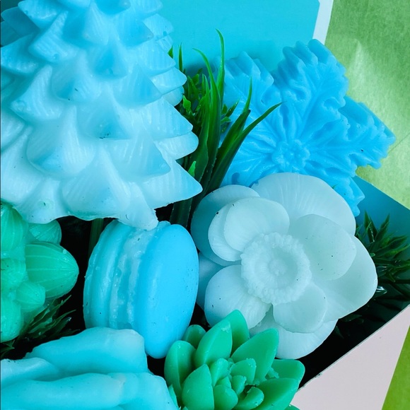 Handmade Soap Flowers - Picture 6 of 10